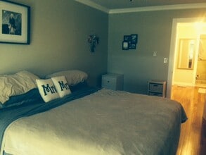 500 Cagney Ln, Unit 109 in Newport Beach, CA - Building Photo - Building Photo