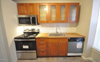 452 W 3rd Ave in Columbus, OH - Foto de edificio - Building Photo