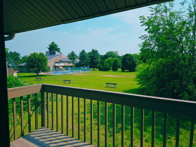 20 Amato Dr, Unit G in South Windsor, CT - Building Photo - Building Photo