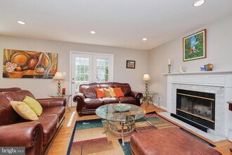 6507 Harvest Mill Ct in Centreville, VA - Building Photo - Building Photo