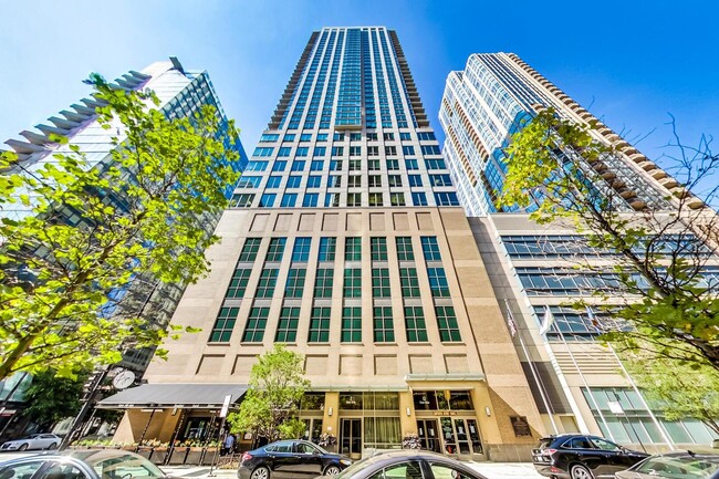 property at 2 E Erie St