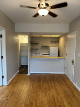 Yale Place Apartments in Minneapolis, MN - Building Photo - Building Photo