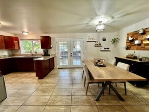 8267 Blue Oak Pkwy NE in Bremerton, WA - Building Photo - Building Photo