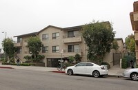 Building Photo - Windward Sun Apartments in Los Angeles, California