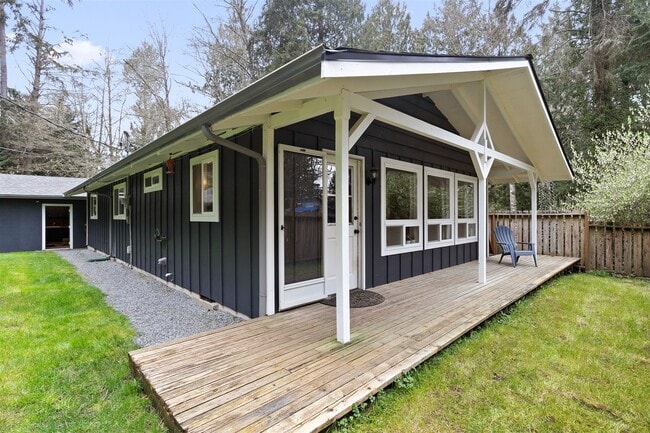 7269 SE 160th St in Olalla, WA - Building Photo - Building Photo