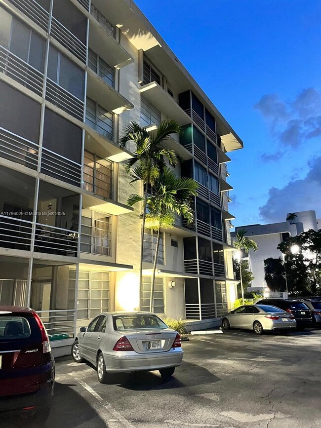 property at 1750 NE 115th St