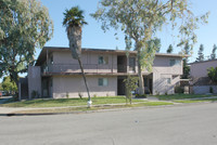 Carmel Plaza Apartments in Sunnyvale, CA - Building Photo - Building Photo