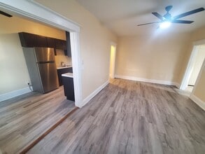 415 County St, Unit 116 in New Bedford, MA - Building Photo - Building Photo