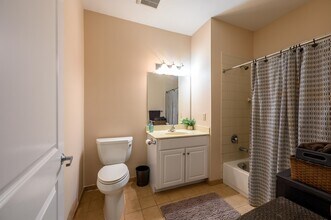 25 Duncan Ave in Jersey City, NJ - Building Photo - Building Photo