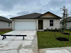 1308 Camden Ln in Lockhart, TX - Building Photo