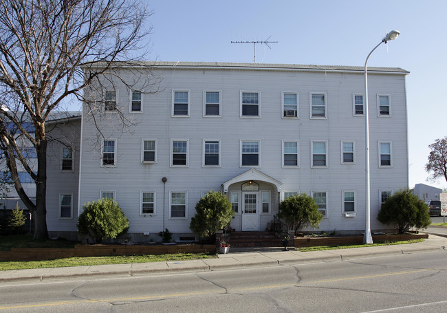 Lakeview Apartments in Buffalo, MN - Building Photo - Building Photo