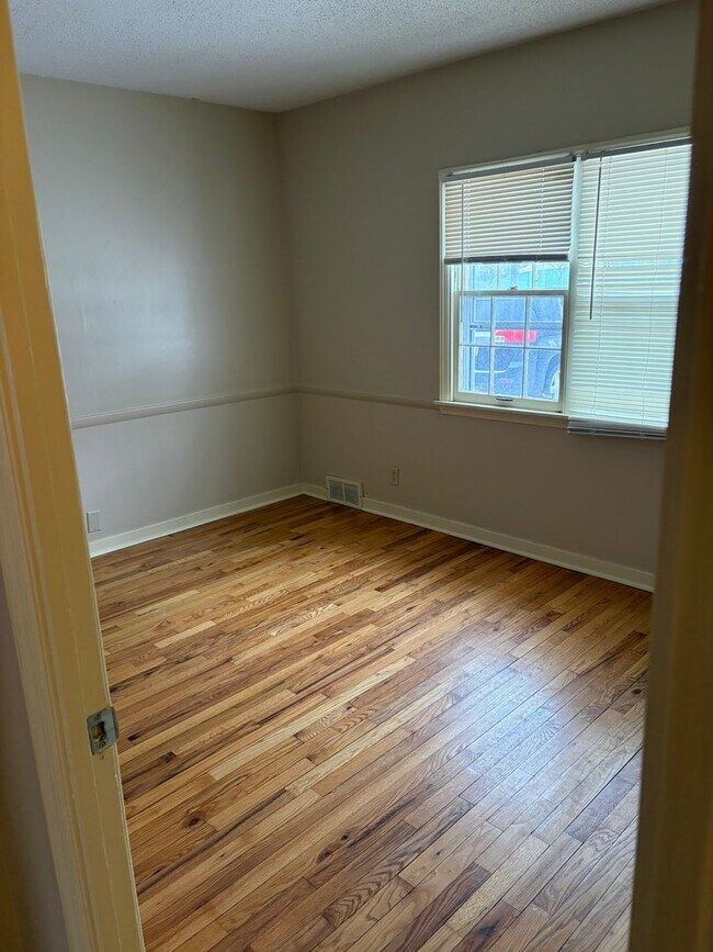 3522 Baker Rd in Hopkins, MN - Building Photo - Building Photo