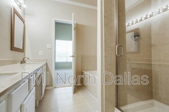 7001 Van Gogh Dr in Plano, TX - Building Photo - Building Photo