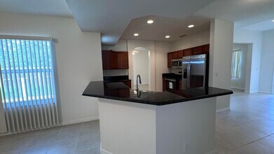 1792 SW Cannon Ave in Port St. Lucie, FL - Building Photo - Building Photo