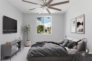 2738 NW 48th St in Miami, FL - Building Photo