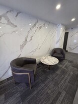 15 Walmer Rd in Toronto, ON - Building Photo