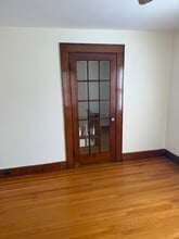 7 Gardners Ln in Ansonia, CT - Foto de edificio - Building Photo