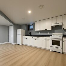 73 Pearce Ave in St Catharines, ON - Building Photo - Building Photo