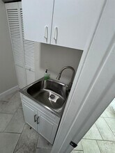 7711 NW 29th St in Margate, FL - Building Photo - Building Photo