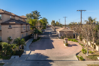 21415 S Vermont Ave in Torrance, CA - Building Photo - Building Photo