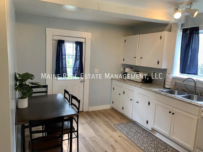 5-11 6th St. Apt. in Bangor, ME - Building Photo - Building Photo
