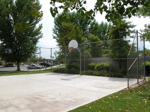 Westberry Square Apartments in Lemoore, CA - Building Photo - Building Photo