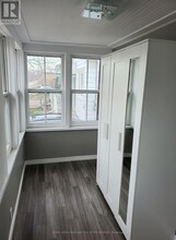 22 Concord Ave in St Catharines, ON - Building Photo - Building Photo