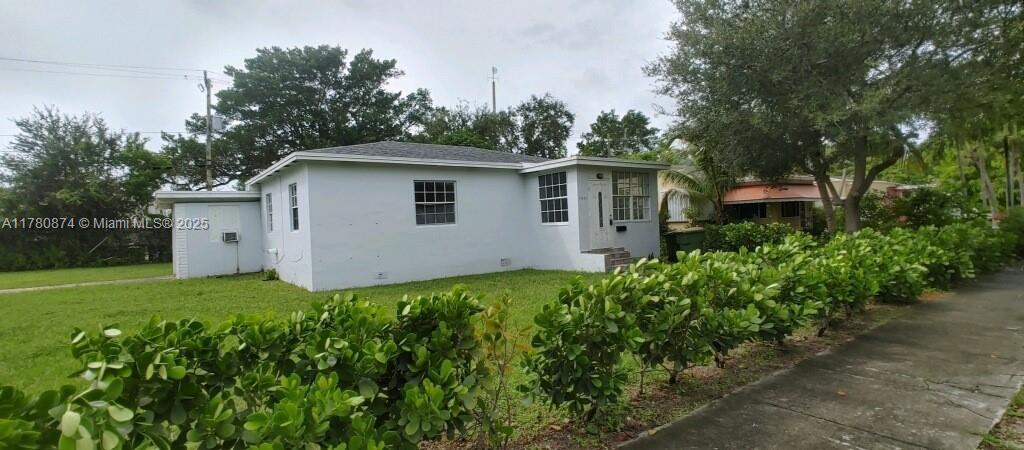 1280 NE 122nd Ter in North Miami, FL - Building Photo