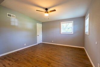 2413 N Oswego Ave in Tulsa, OK - Building Photo - Building Photo