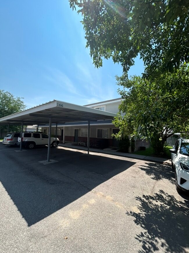 166 E 1800 N, Unit #2