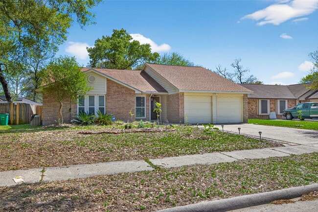 18918 Droitwich Dr in Humble, TX - Building Photo - Building Photo