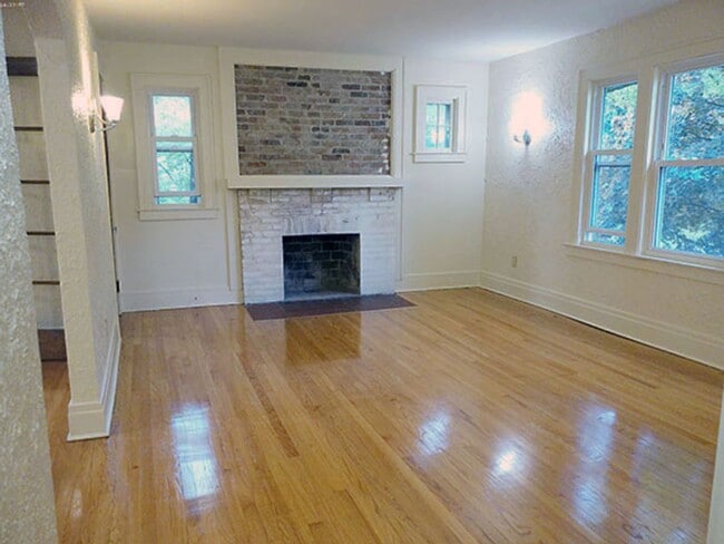 400 Harvard Pl in Syracuse, NY - Building Photo - Building Photo