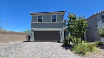 8710 Beverly Grv Ct in Las Vegas, NV - Building Photo