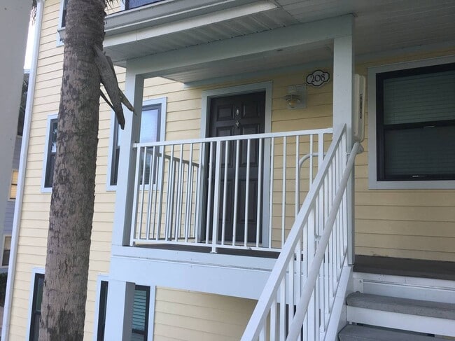 100 Fairway Park Blvd, Unit 208
