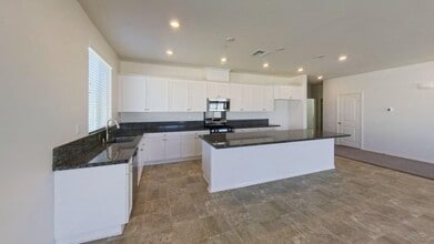 32202 Prairie Crossing Dr in Winchester, CA - Building Photo - Building Photo