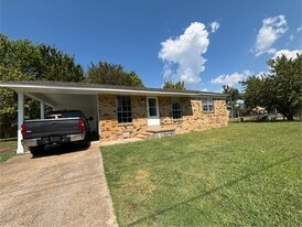 131 Tisdale St in Brownsville, TN - Building Photo