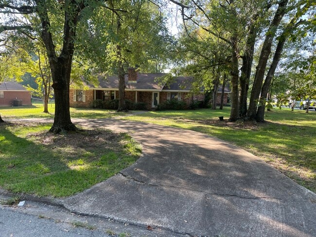 property at 183 Heatherwood St