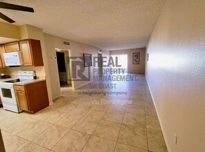 12471 McGregor Blvd in Ft. Myers, FL - Building Photo - Building Photo