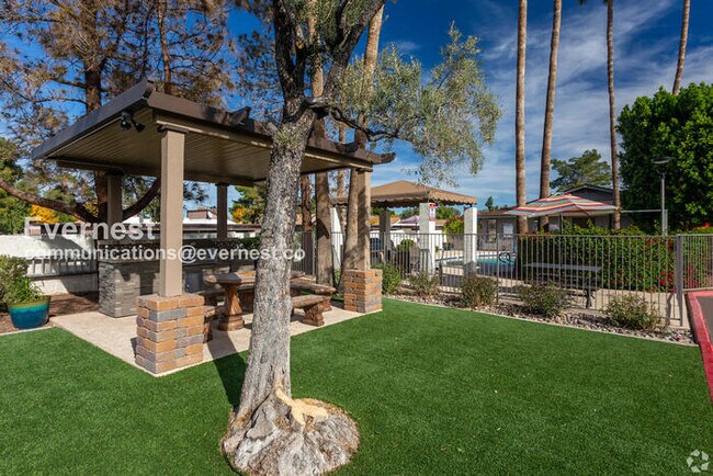 1850 E Hayden Ln in Tempe, AZ - Building Photo - Building Photo