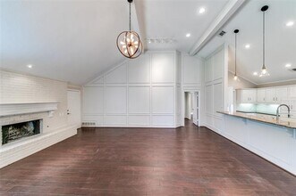 6116 Southern Knoll Dr in Dallas, TX - Building Photo - Building Photo