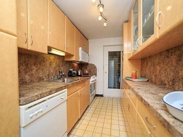 14 Commonwealth Ct in Boston, MA - Building Photo