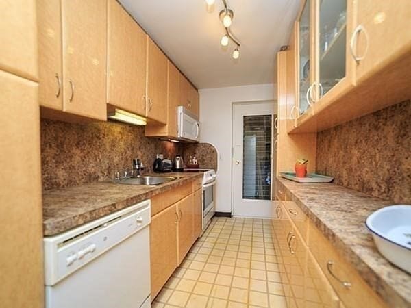property at 14 Commonwealth Ct