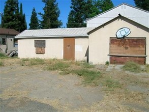 601 20th Century Blvd in Turlock, CA - Foto de edificio - Building Photo