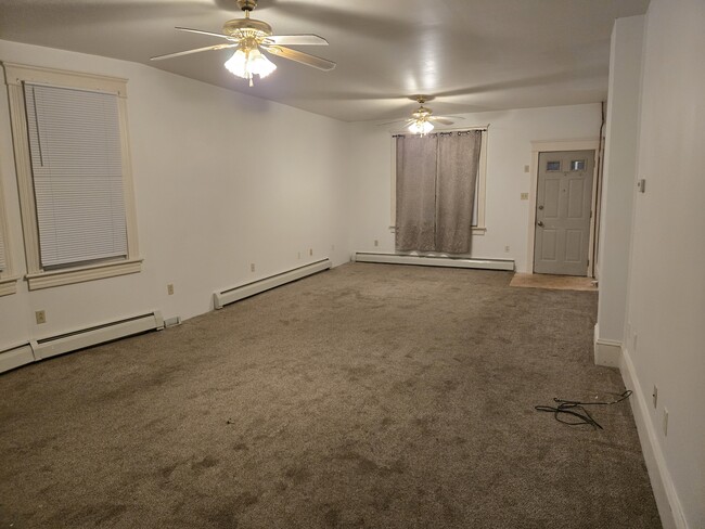 352 Wright Ave in Kingston, PA - Building Photo - Building Photo