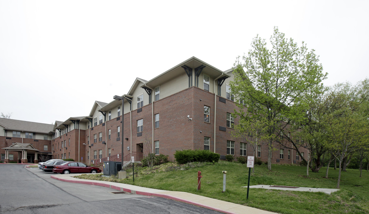 Rose Hill House II in Kirkwood, MO - Building Photo