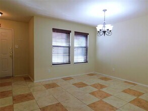 2801 Saddle Dr in Denton, TX - Building Photo - Building Photo