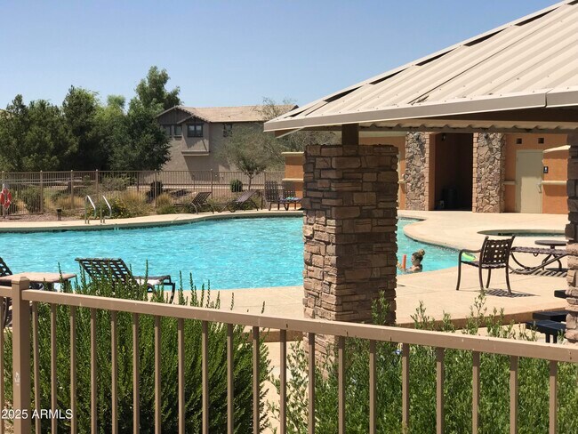 property at 4131 E Devon Dr