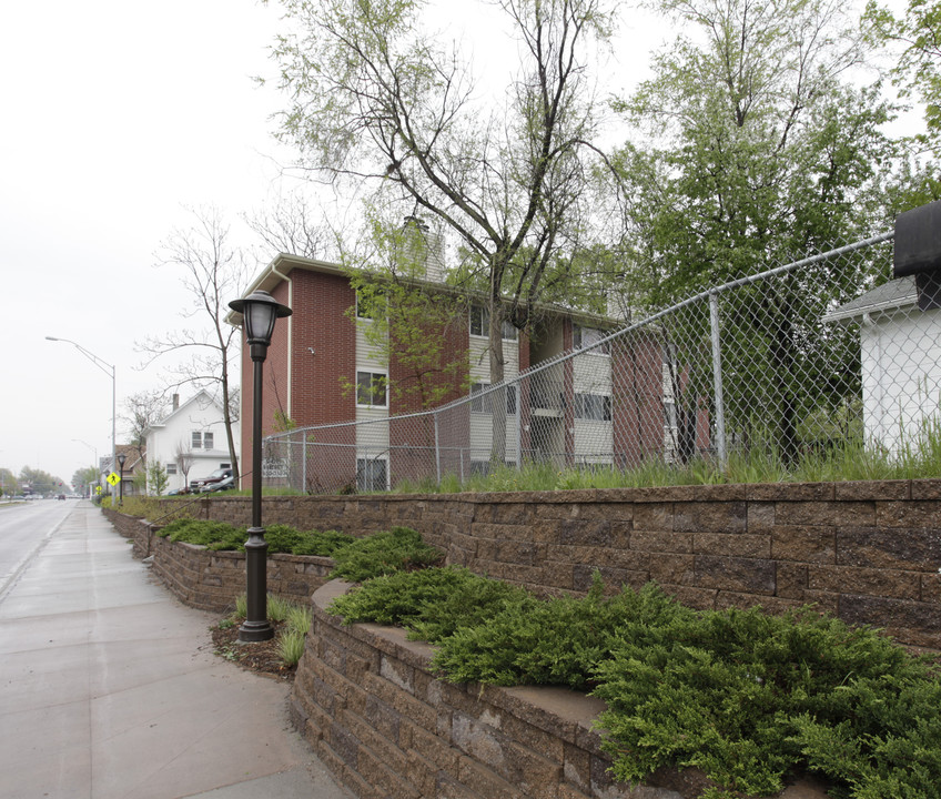 2417 Vine St in Lincoln, NE - Building Photo