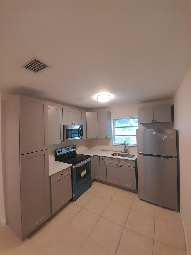 property at 412 Conniston Rd