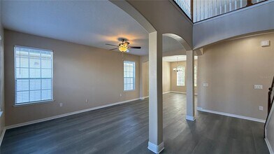 2227 Sand Arbor Cir in Orlando, FL - Foto de edificio - Building Photo